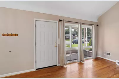 5646 Lawrence Road, Cincinnati, OH 45248 - Photo 4
