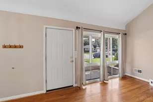 5646 Lawrence Rd, Green Township, OH 45248 - Photo 4