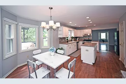 7705 Falling Waters Court, West Chester, OH 45069 - Photo 12