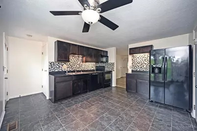 2602 Hunt Road, Reading, OH 45236 - Photo 10