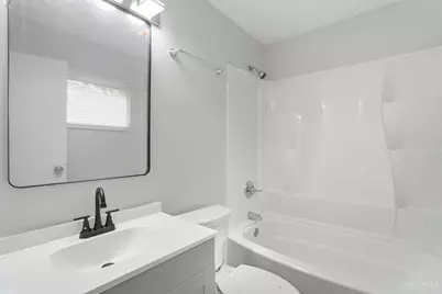 12150 Marwood Lane, Springdale, OH 45246 - Photo 16