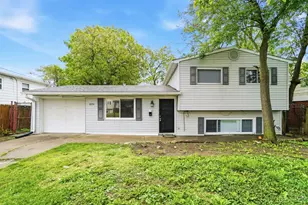 12150 Marwood Ln, Springdale, OH 45246 - Photo 1