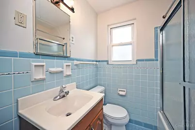 178 E Crest Drive, Reading, OH 45215 - Photo 18