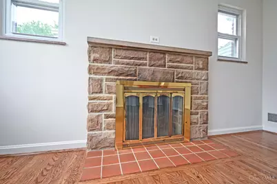 178 E Crest Drive, Reading, OH 45215 - Photo 6