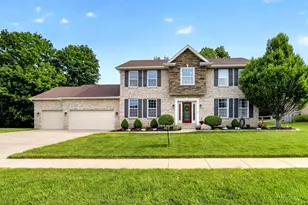 6920 Crown Pointe Dr, Liberty Township, OH 45011 - Photo 2