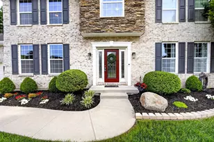 6920 Crown Pointe Dr, Liberty Township, OH 45011 - Photo 4