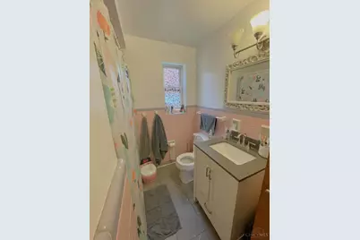 1724 Hillfred Lane, Cincinnati, OH 45238 - Photo 8