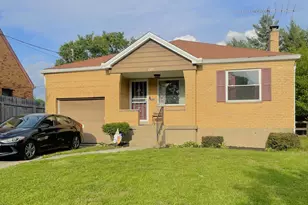 1724 Hillfred Ln, Cincinnati, OH 45238 - Photo 1