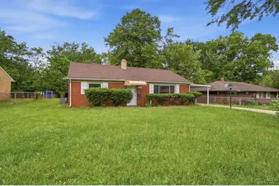 8741 Neptune Drive, Cincinnati, OH 45231 - Photo 4