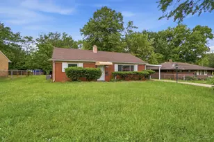 8741 Neptune Dr, Springfield Township, OH 45231 - Photo 4
