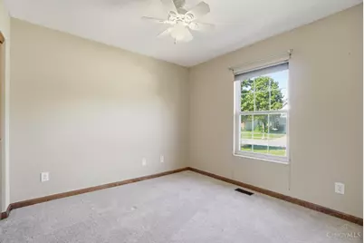 7750 Crystal Lake Lane, Hamilton Township, OH 45039 - Photo 22