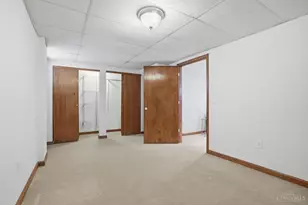 7750 Crystal Lake Ln, Hamilton Township, OH 45039 - Photo 38