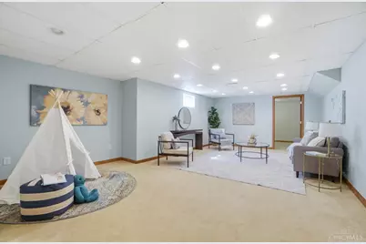 7750 Crystal Lake Lane, Hamilton Township, OH 45039 - Photo 34