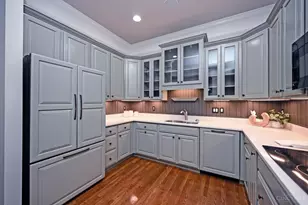 7054 Harbour Town Dr, West Chester, OH 45069 - Photo 20