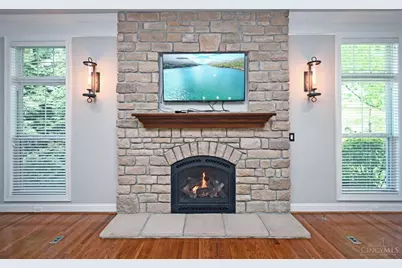 7054 Harbour Town Drive, West Chester, OH 45069 - Photo 10