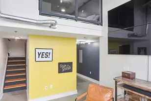 353 W 4th St, Cincinnati, OH 45202 - Photo 18