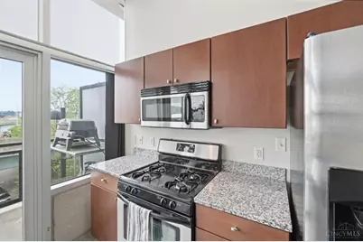 353 W Fourth Street #305, Cincinnati, OH 45202 - Photo 22