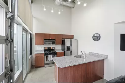 353 W Fourth Street #305, Cincinnati, OH 45202 - Photo 20