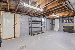 2137 Highland Ave, Cincinnati, OH 45219 - Photo 42