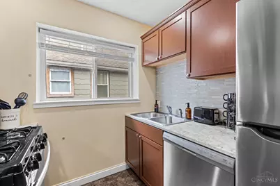 2137 Highland Avenue, Cincinnati, OH 45219 - Photo 28