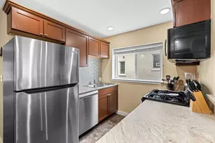 2137 Highland Ave, Cincinnati, OH 45219 - Photo 12