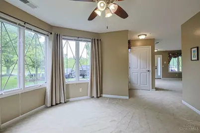 206 Edinburgh Lane, Springdale, OH 45246 - Photo 10