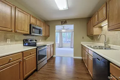 206 Edinburgh Lane, Springdale, OH 45246 - Photo 16