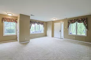 206 Edinburgh Ln, Springdale, OH 45246 - Photo 4