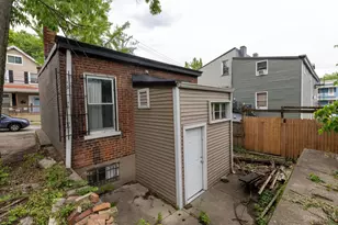 207 Warner St, Cincinnati, OH 45219 - Photo 18