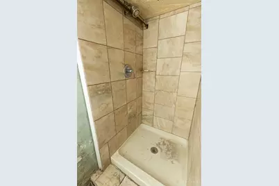 207 Warner Street, Cincinnati, OH 45219 - Photo 16