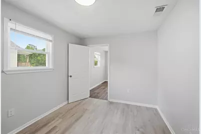 8313 Monroe Avenue, Sycamore Township, OH 45236 - Photo 28
