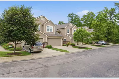 1004 Birdhaven Way, Miami Township, OH 45150 - Photo 2