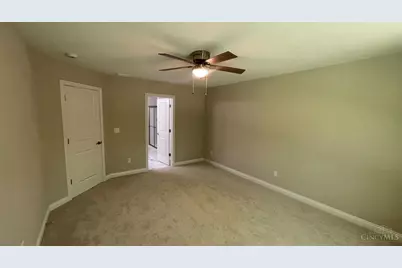 1021 Horseshoe Falls Drive, Lebanon, OH 45036 - Photo 16