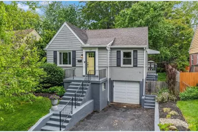 167 S Grove Avenue, Wyoming, OH 45215 - Photo 2