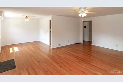 8613 Brent Drive, Springfield Township, OH 45231 - Photo 6