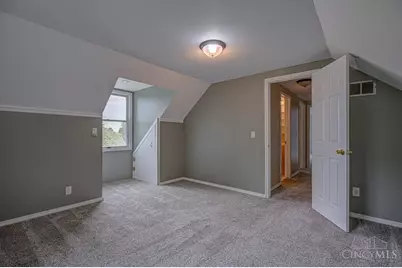 4899 Kyles Station Road, Liberty Township, OH 45011 - Photo 32