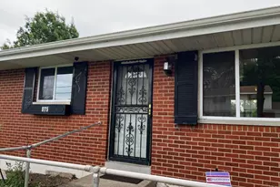 975 Glasgow Dr, Forest Park, OH 45240 - Photo 4