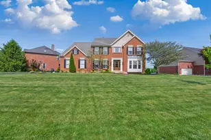 996 Paxton Lake Dr, Miami Township, OH 45140 - Photo 1