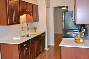 1040 Crisfield Dr, Union Township, OH 45245 - Photo 4