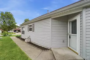 2068 Sheriton Ct, Goshen, OH 45140 - Photo 4