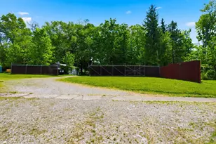 1731 Little Rd, Washington Township, OH 45153 - Photo 12