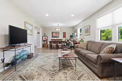 736 Wards Corner, Loveland, OH 45140 - Photo 6