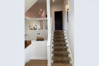 939 Monastery Street, Cincinnati, OH 45202 - Photo 6