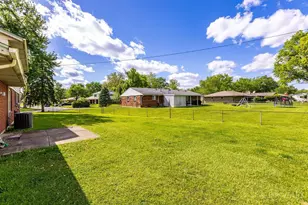 7691 Katy Dr, Miami Township, OH 45459 - Photo 8