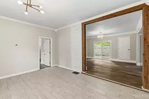 4261 Walton Creek Rd, Columbia Township, OH 45243 - Photo 12