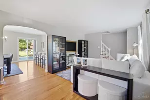 4157 Paxton Woods Ln, Cincinnati, OH 45209 - Photo 6