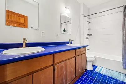 2200 W Clifton Avenue, Cincinnati, OH 45219 - Photo 10