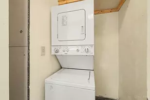 2200 W Clifton Ave, Cincinnati, OH 45219 - Photo 24