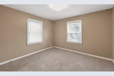 1866 Ashbrook Drive, Cincinnati, OH 45238 - Photo 8