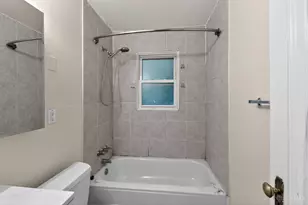 1866 Ashbrook Dr, Cincinnati, OH 45238 - Photo 16
